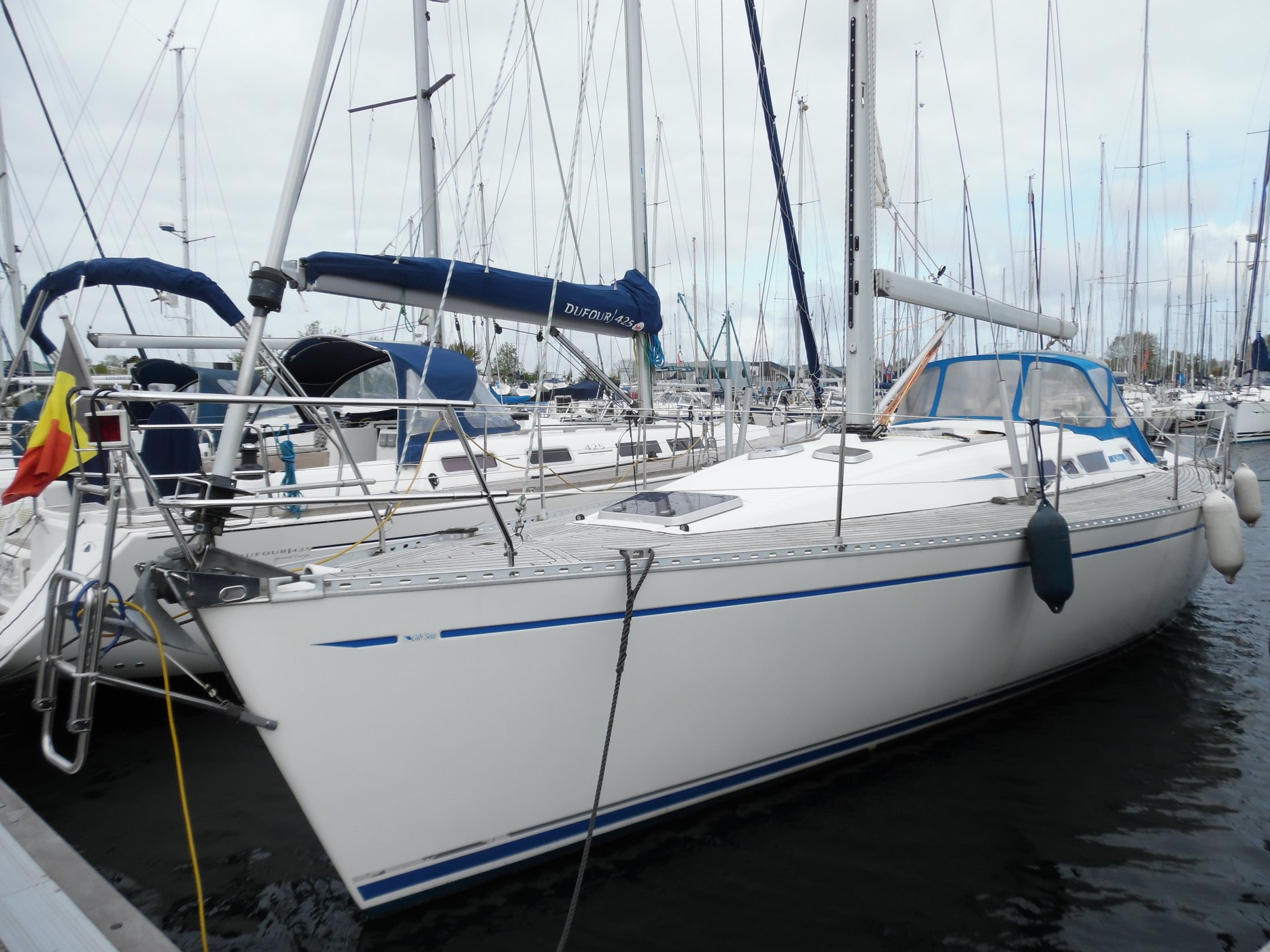 Gib Sea (Dufour) 414 